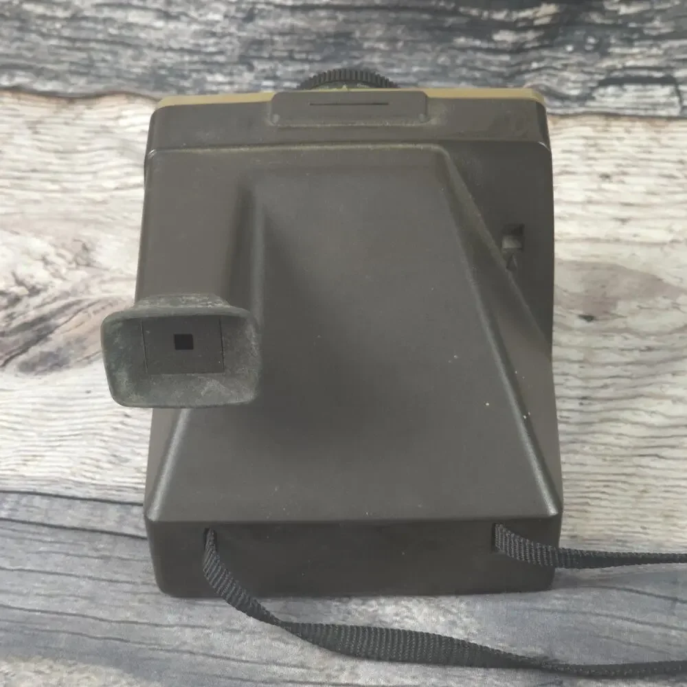POLAROID PRONTO S VTG Land Camera Instant Film Flash UNTESTED Brown Black